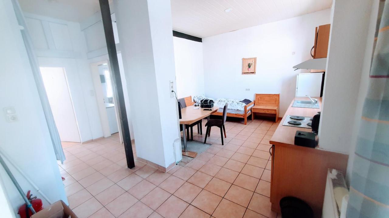 Fmi 9 Accommodation Raunheim Exterior photo