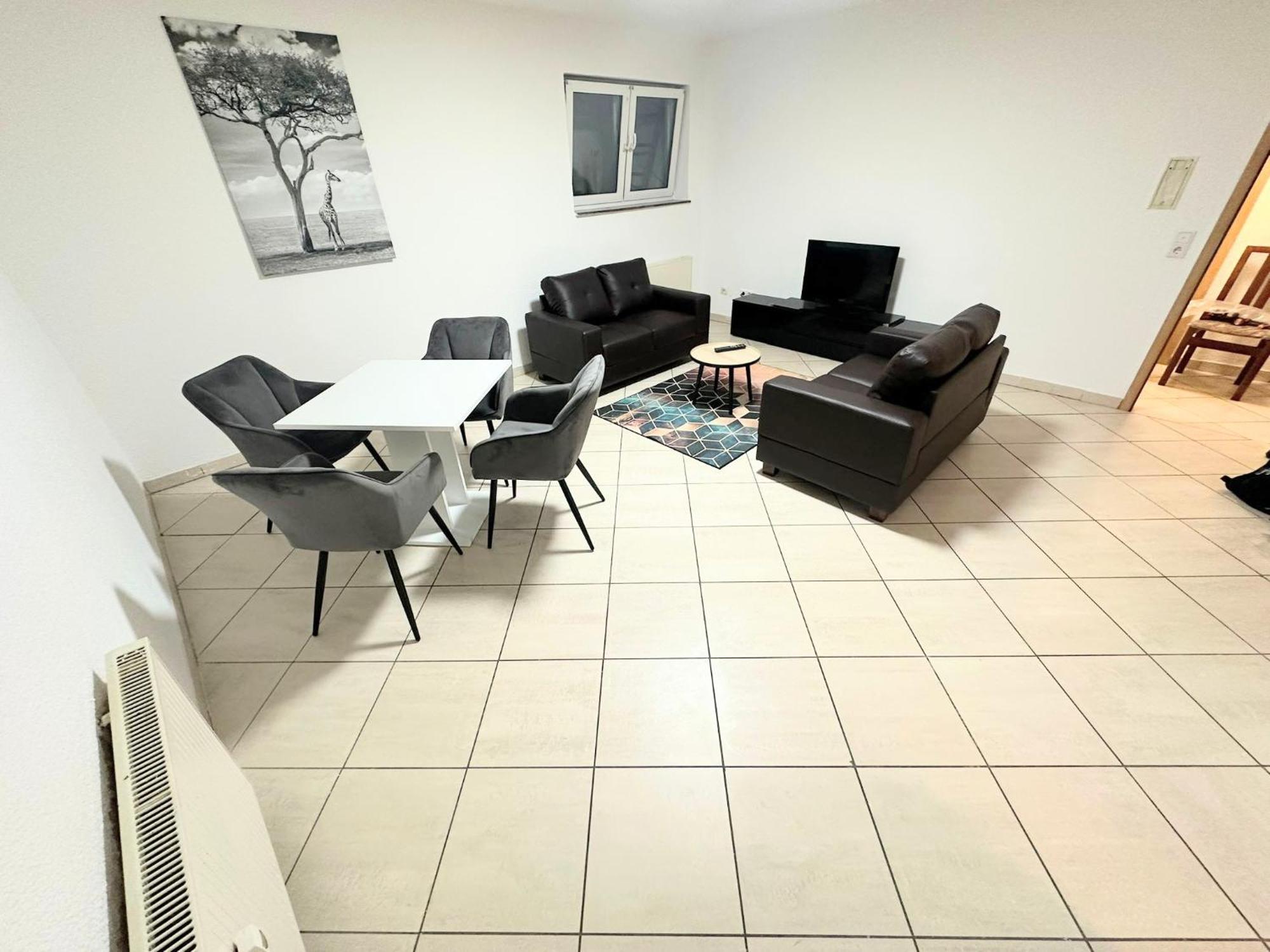 Fmi 9 Accommodation Raunheim Room photo